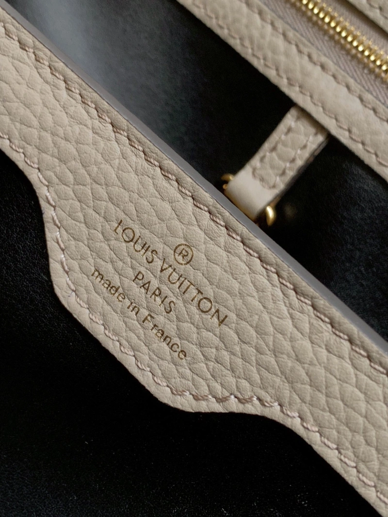 LV Capucines Bags 4233H-0276
