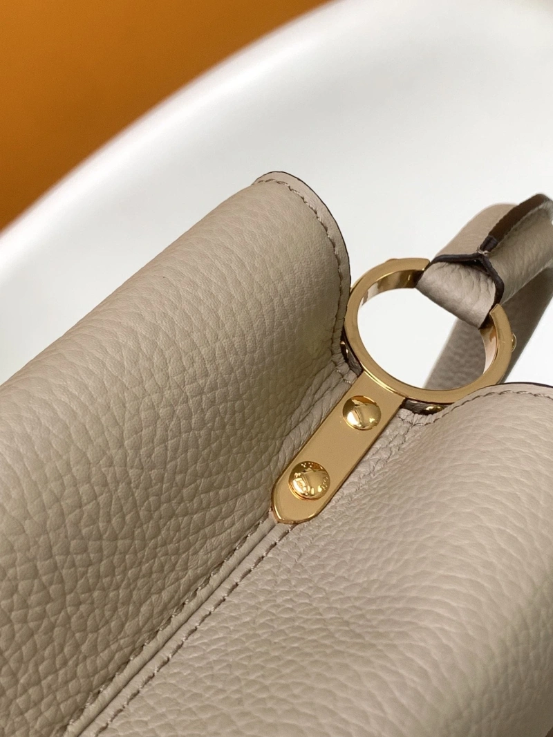 LV Capucines Bags 4233H-0276