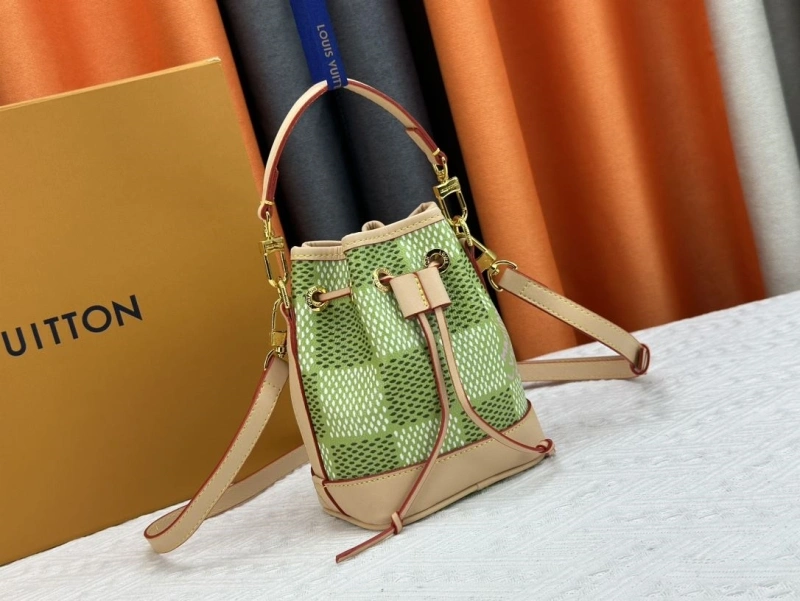 LV Bucket Bags 4233H-0298