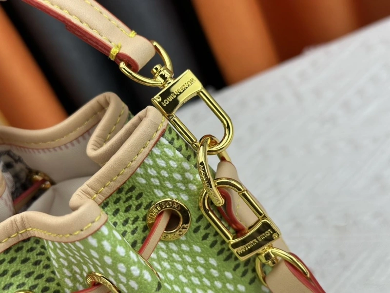 LV Bucket Bags 4233H-0298