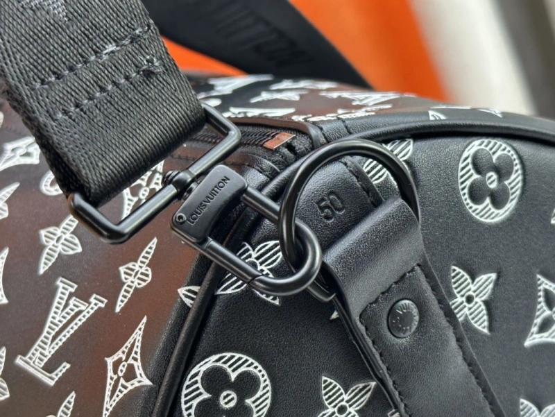 LV Travel Bags 4233H-0313