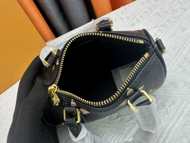 LV Speedy Bags 4233H-0320