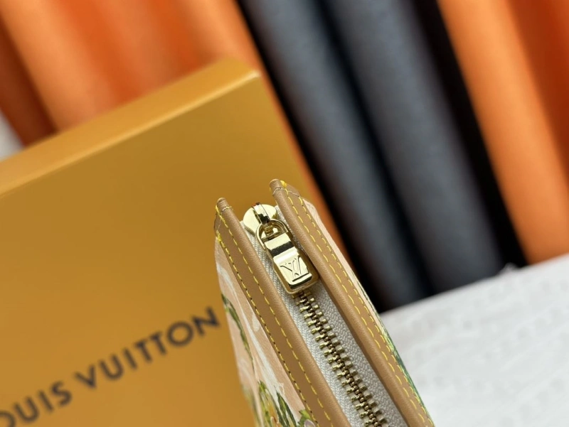 LV Clutch Bags 4233H-0331