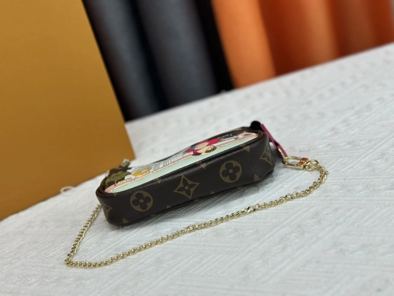LV Clutch Bags 4233H-0341
