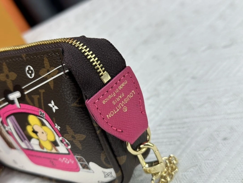 LV Clutch Bags 4233H-0343