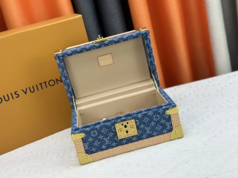 LV Box Bags 4233H-0364
