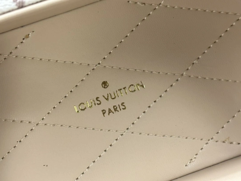 LV Box Bags 4233H-0367