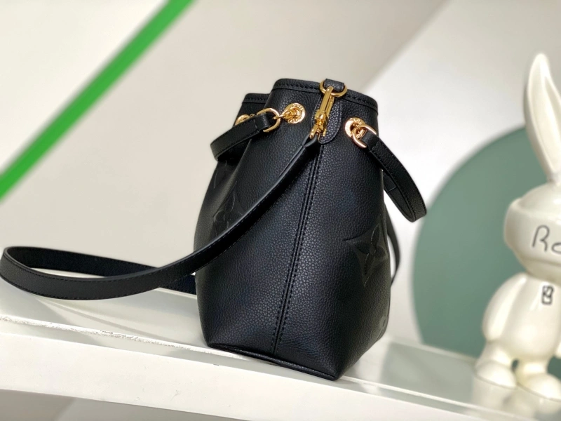 LV Bucket Bags 4233H-0420