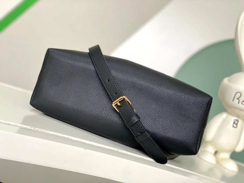 LV Bucket Bags 4233H-0420