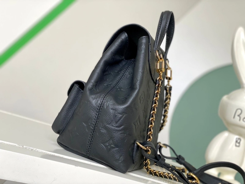 LV Backpacks 4233H-0426