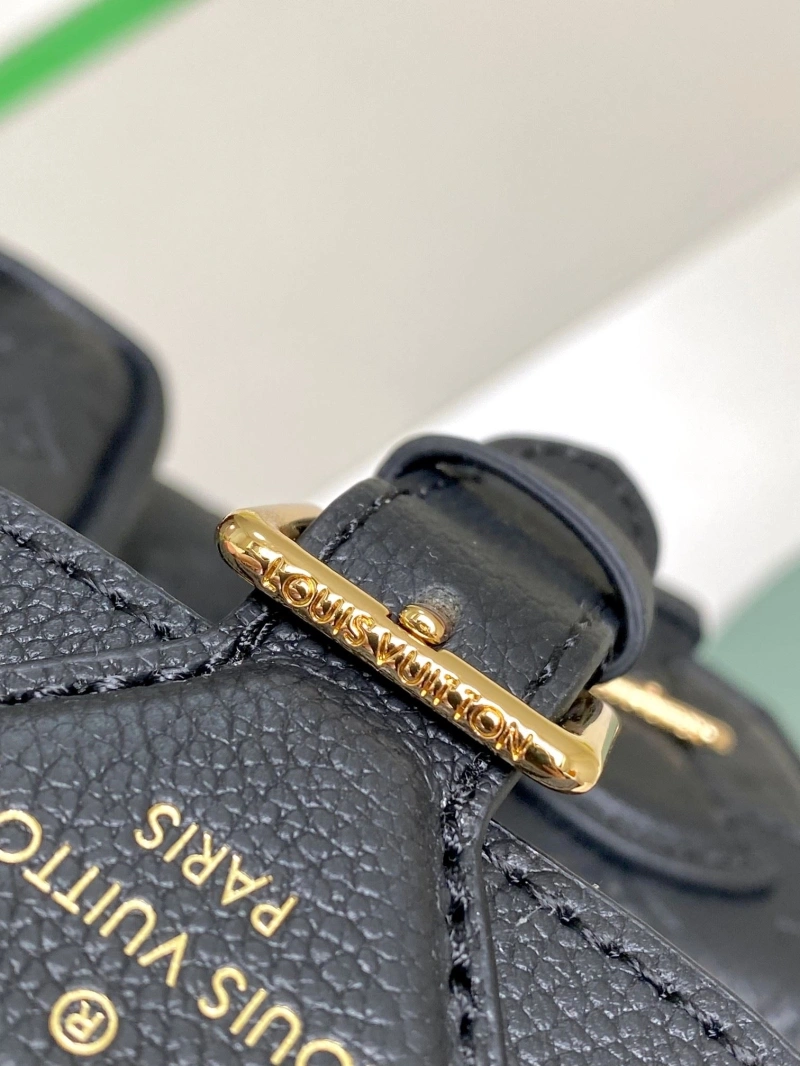 LV Backpacks 4233H-0426