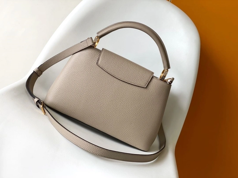 LV Capucines Bags 4233H-0437