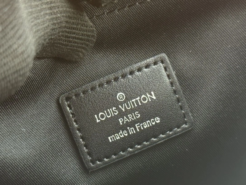 LV Clutch Bags 4233H-0447
