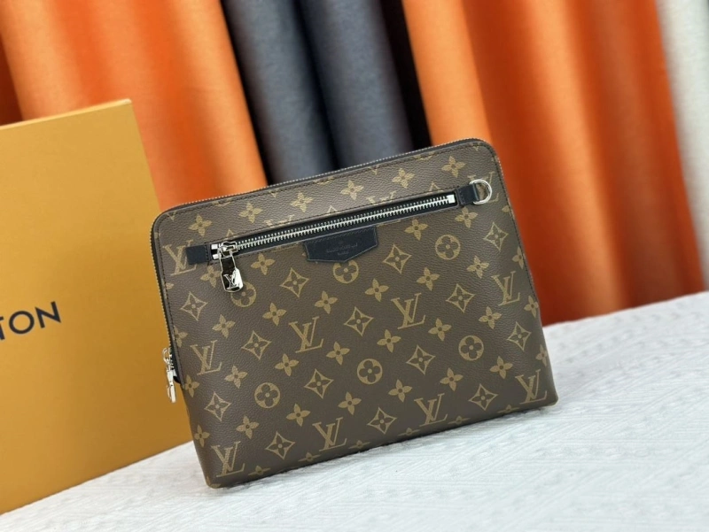 LV Clutch Bags 4233H-0448