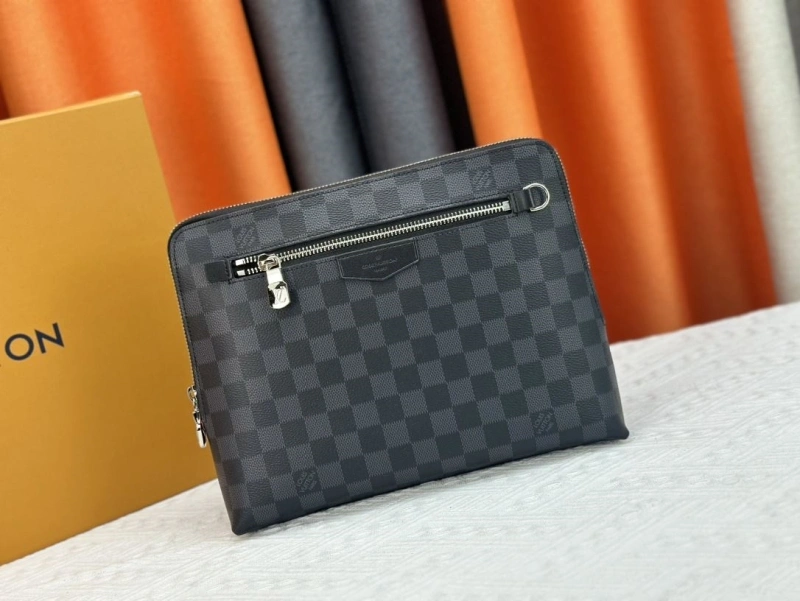 LV Clutch Bags 4233H-0449