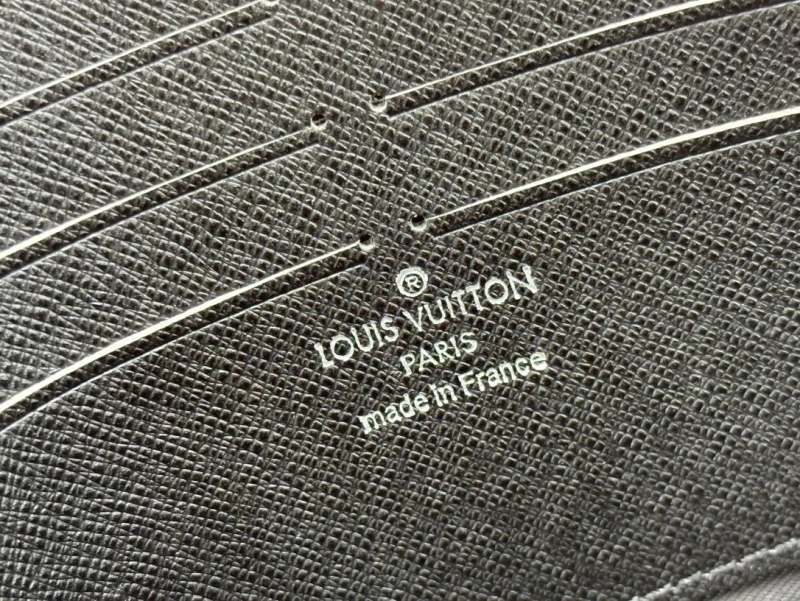 LV Clutch Bags 4233H-0449