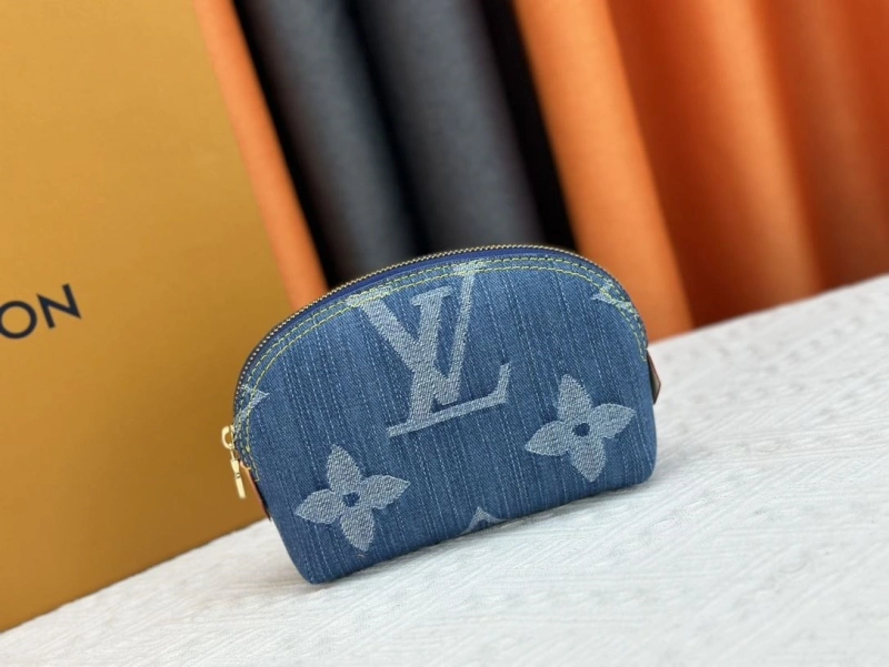 LV Clutch Bags 4233H-0477