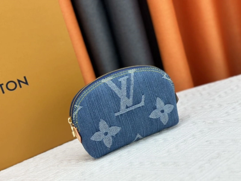 LV Clutch Bags 4233H-0477