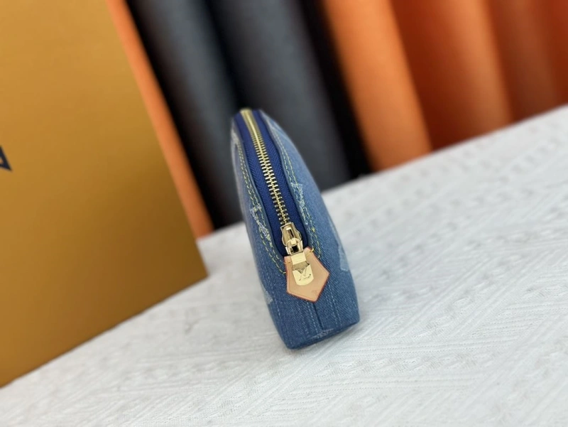 LV Clutch Bags 4233H-0477