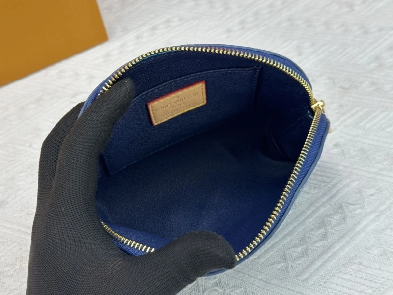 LV Clutch Bags 4233H-0477