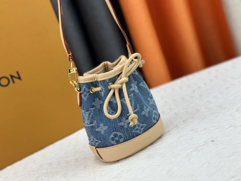 LV Bucket Bags 4233H-0515