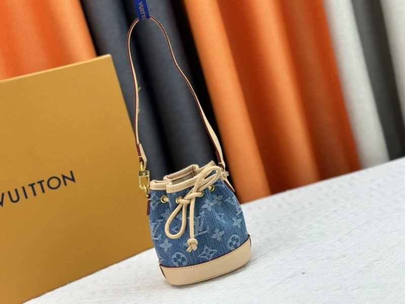 LV Bucket Bags 4233H-0515