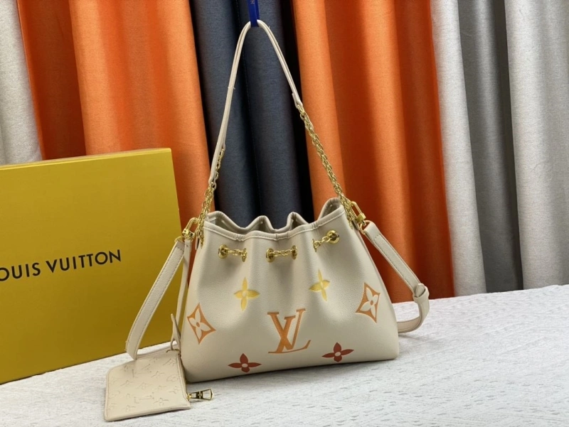 LV Bucket Bags 4233H-0519
