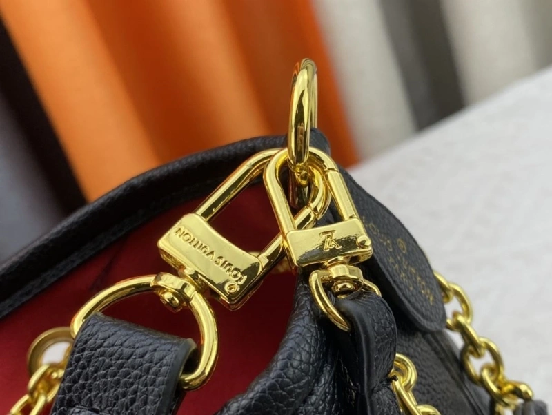 LV Bucket Bags 4233H-0521