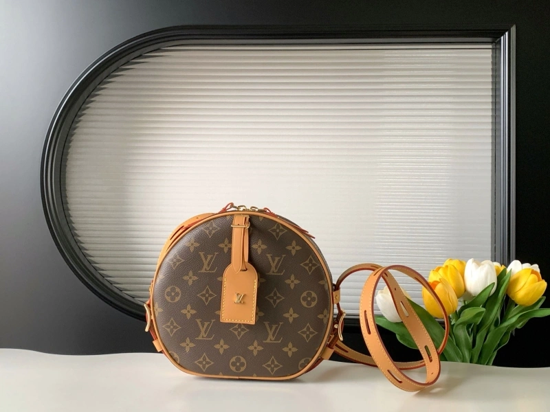 LV Round Bags 4233H-0555