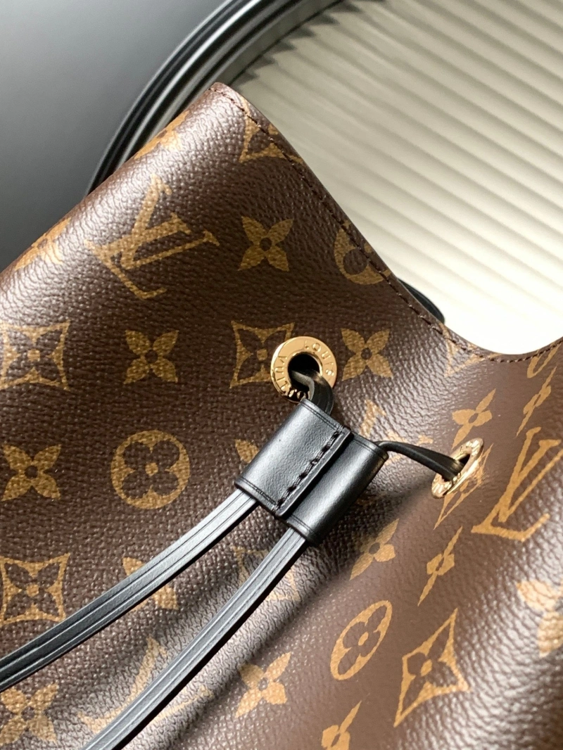 LV Bucket Bags 4233H-0563
