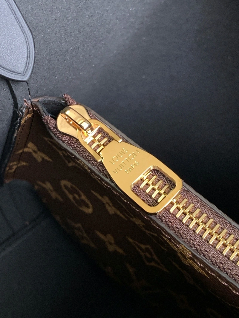 LV Bucket Bags 4233H-0563