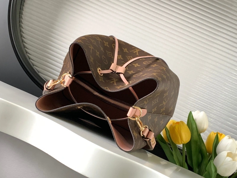 LV Bucket Bags 4233H-0564