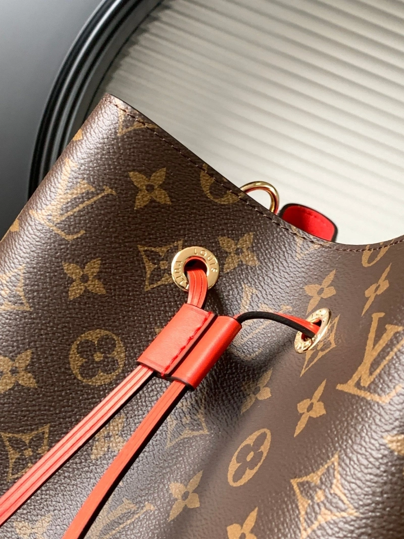 LV Bucket Bags 4233H-0565