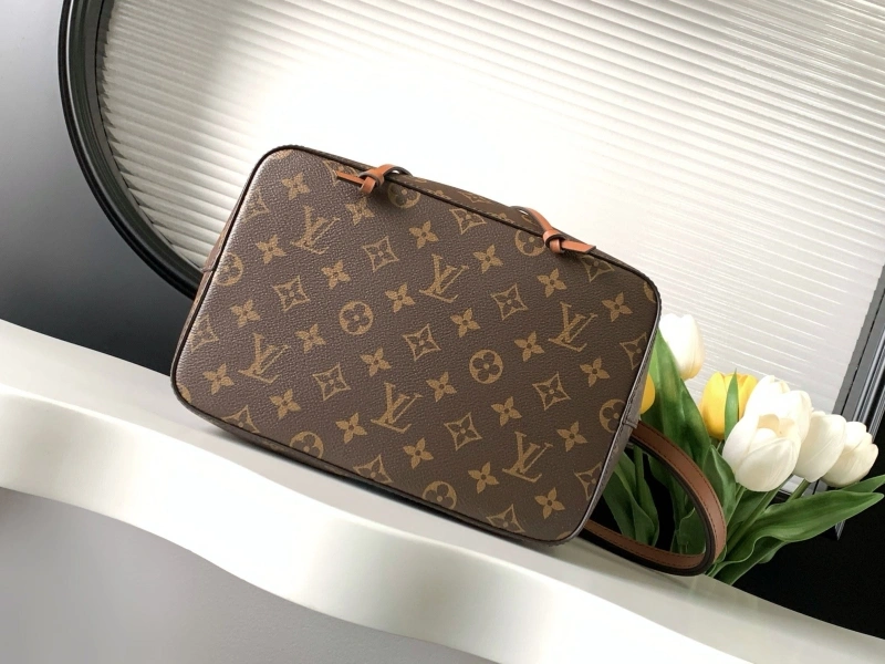 LV Bucket Bags 4233H-0566