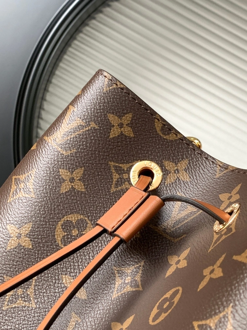 LV Bucket Bags 4233H-0566