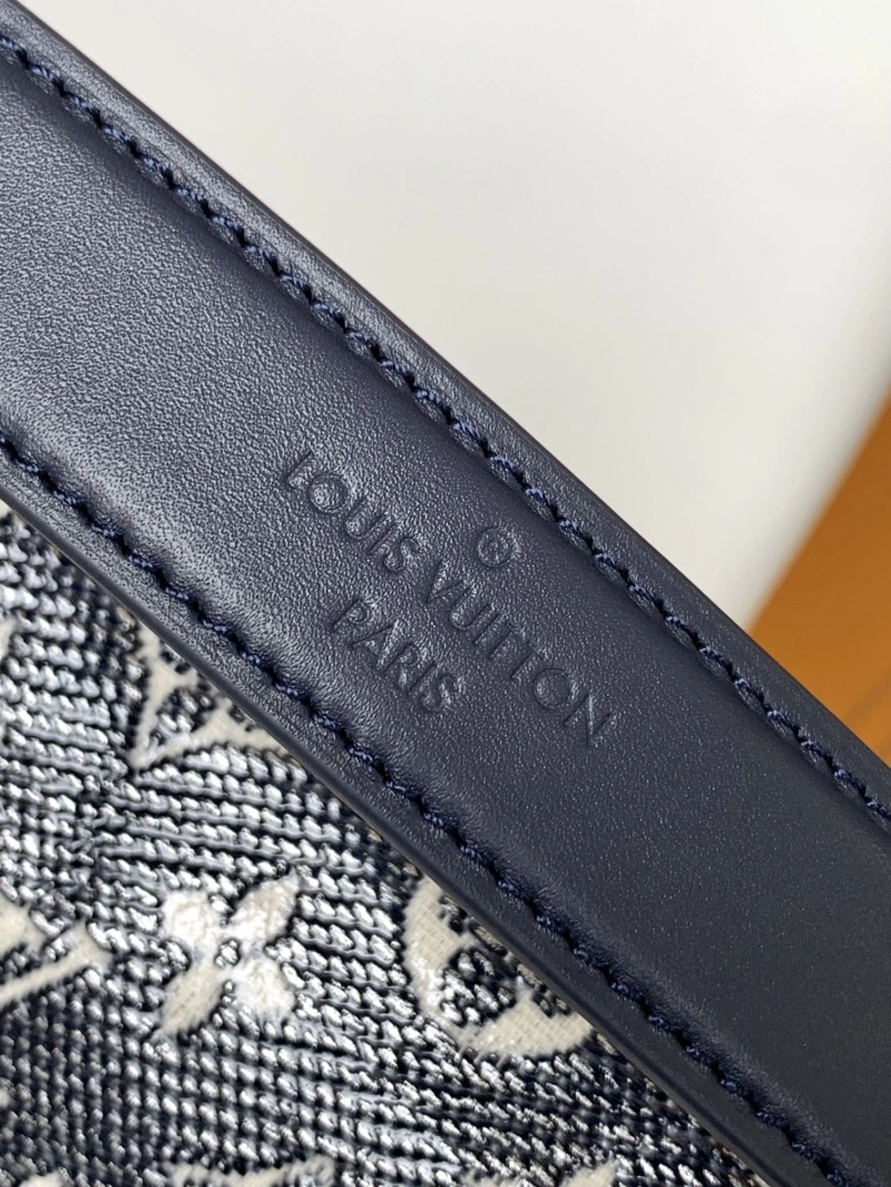 LV Box Bags 4233H-0593