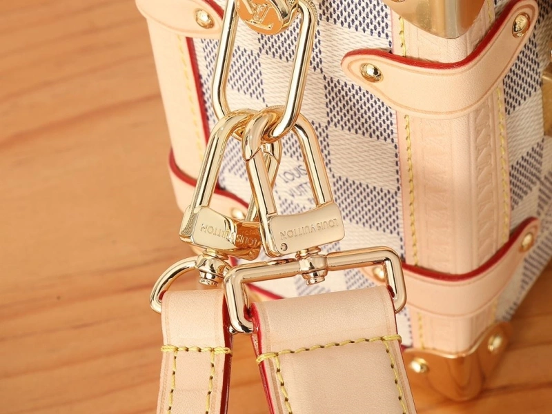 LV Box Bags 4233H-0624