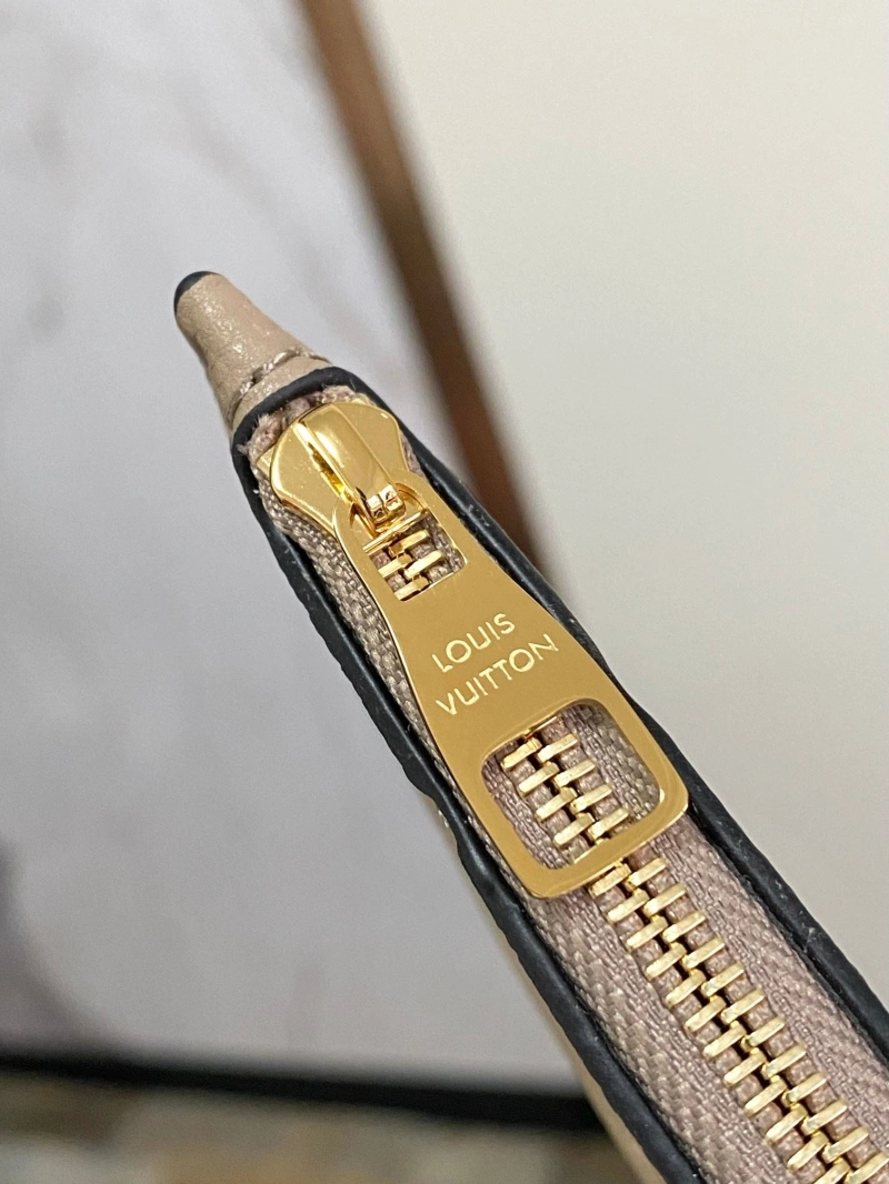 LV Bucket Bags 4233H-0673