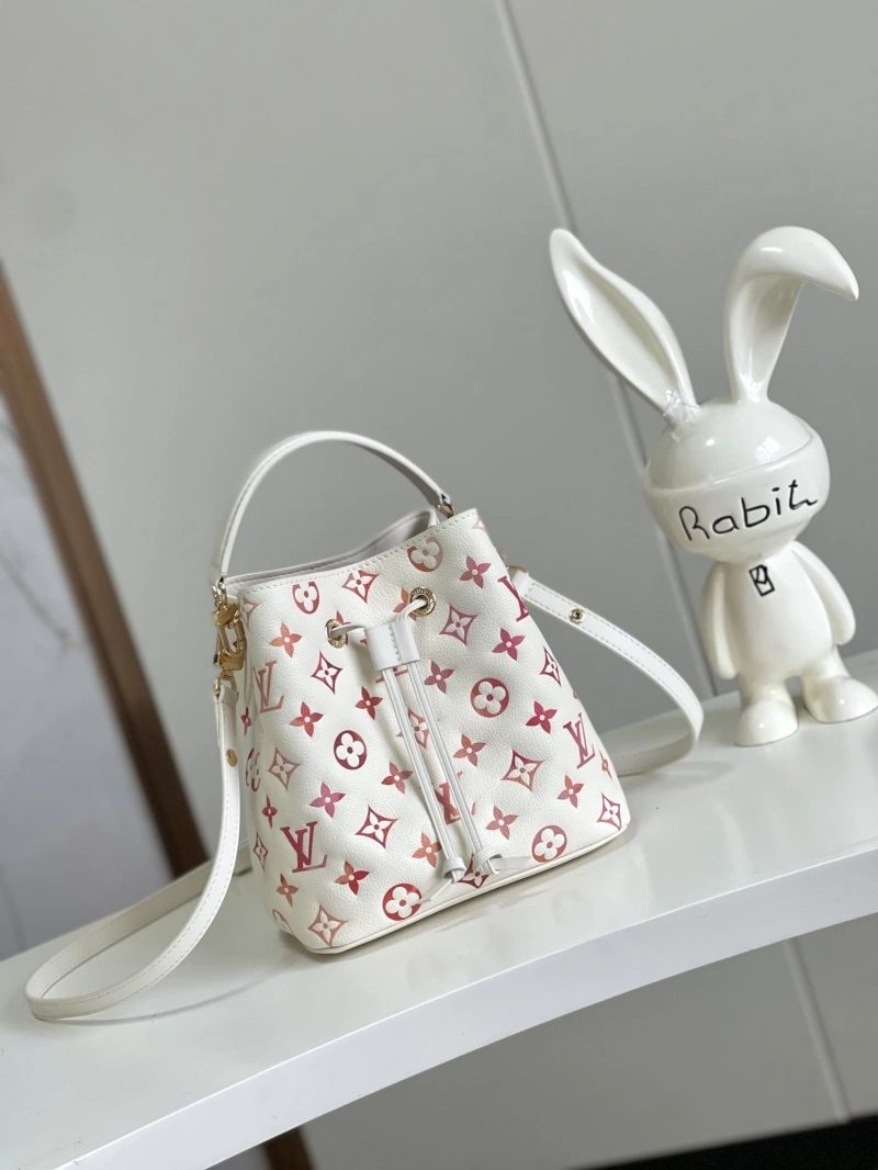 LV Bucket Bags 4233H-0682