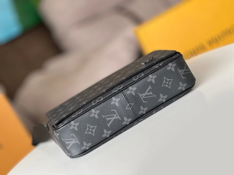 LV Satchel bags 4233H-0699