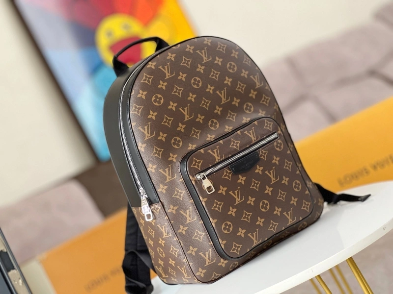 LV Backpacks 4233H-0710