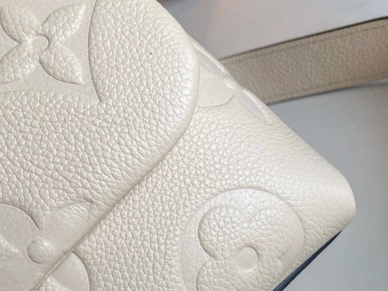 LV Top Handle Bags 4233H-0721