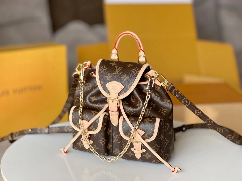 LV Backpacks 4233H-0748
