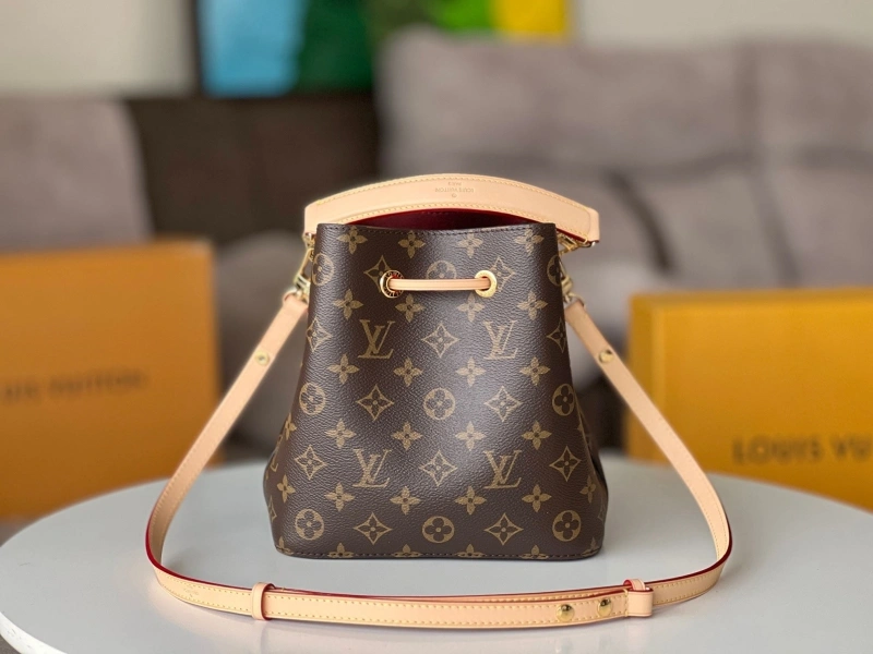 LV Bucket Bags 4233H-0757