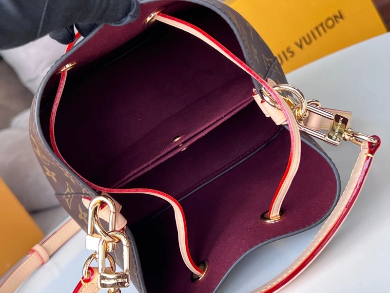 LV Bucket Bags 4233H-0757