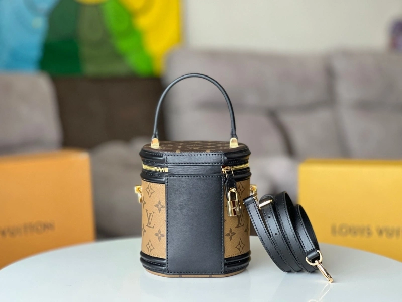 LV Round Bags 4233H-0759