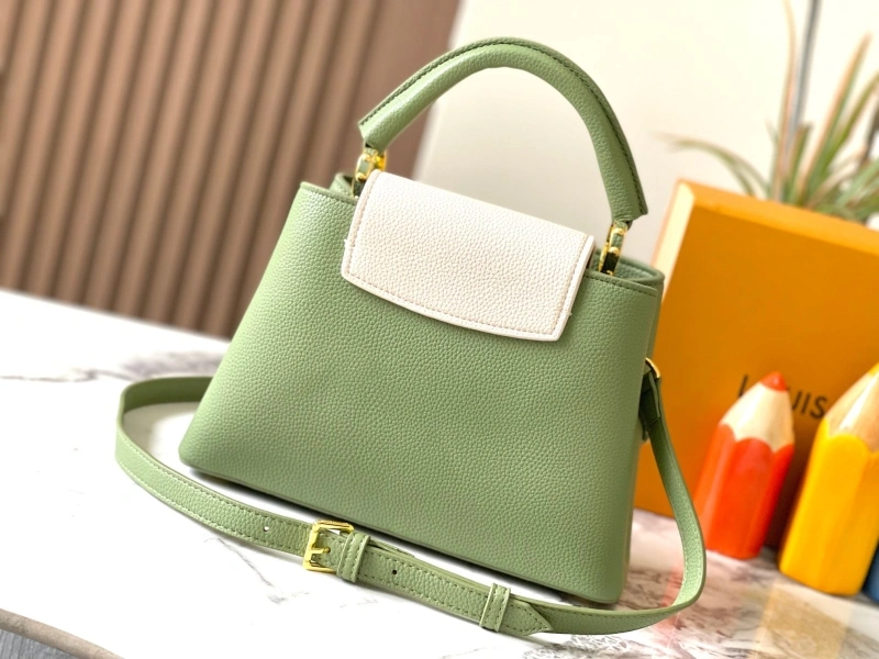 LV Capucines Bags 4233H-0831
