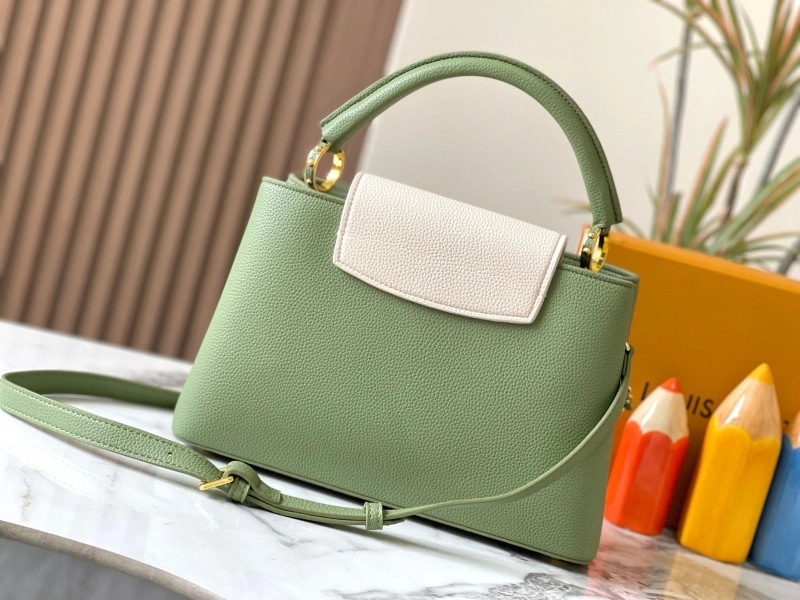 LV Capucines Bags 4233H-0832