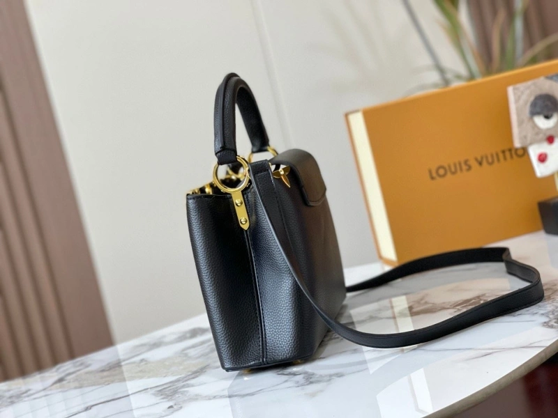 LV Capucines Bags 4233H-0854