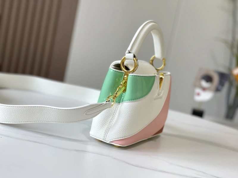 LV Capucines Bags 4233H-0860